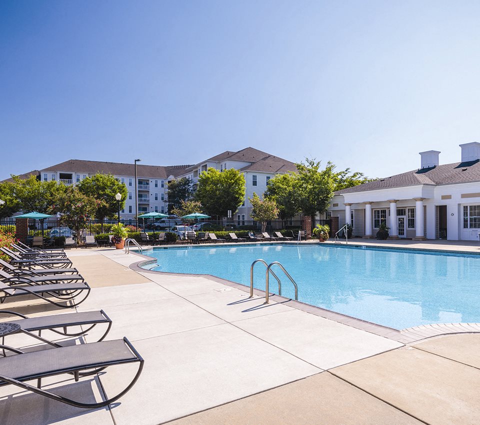 Pinnacle at Town Center Apartments in Germantown, MD